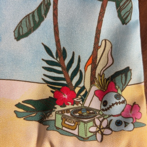 Loungefly Disney Passport Crossbody Bag Featuring Lilo and Stitch on Hammock - Picture 4 of 4